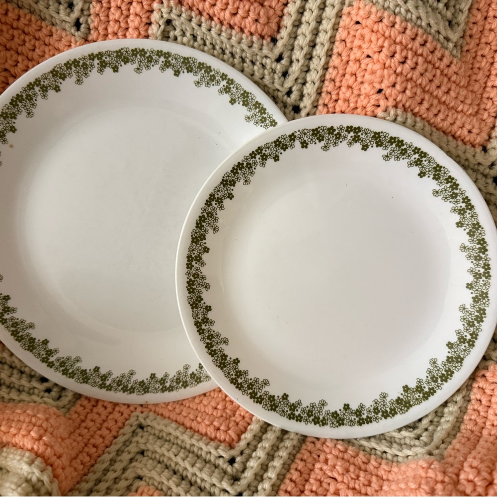 Corelle Vintage Spring Blossom Crazy Daisy Design